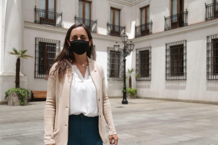 Nueva ministra de Agricultura, María Emilia Undurraga, asume con énfasis en el Desarrollo Rural