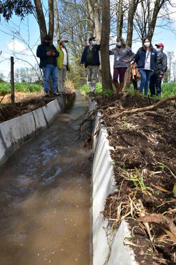 Obra de riego asociativo INDAP beneficiará a 144 regantes de San Carlos