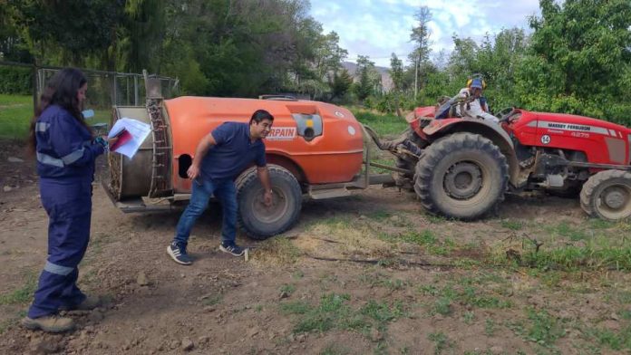 Gira educativa permite capacitar a cerca de 300 estudiantes en utilización de plaguicidas