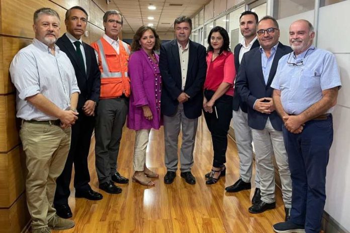 Ministro Valenzuela en reunión con CORMA y gremios forestales: “Queremos sacar lecciones y mejorar los protocolos de emergencias” 