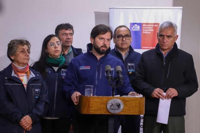 Presidente Boric declara emergencia agrícola para 117 comunas entre las regiones de O’Higgins y Biobío por efectos del sistema frontal