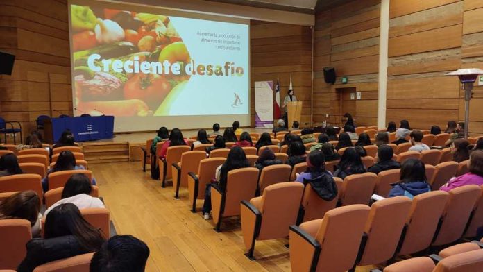 Exitosa gira de Gracias a la Leche a Universidades del Sur 