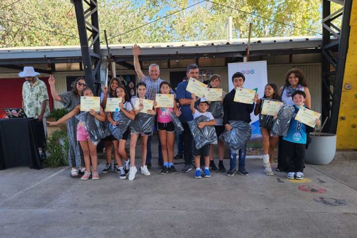 Escuelas de verano para hijos de madres temporeras: Socios de Fedefruta aportan a la comunidad de San Esteban