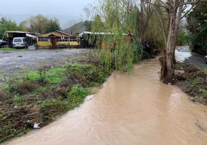 Ministro Valenzuela continúa monitoreo de lluvias y comportamiento de tranques en la región de O´Higgins: “Sigue existiendo una situación de riesgo”