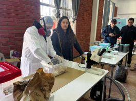 Técnicos, docentes y estudiantes se capacitan en producción de insectos benéficos para la agricultura