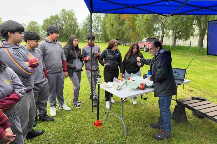 Aproleche Osorno impulsa carreras agropecuarias en el Seminario Vocacional “Sembrando Futuro”