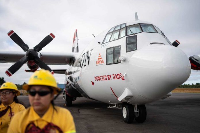 CONAF destina a los dos aviones tanqueros para el combate de incendios en la Región de La Araucanía