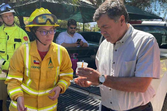 Ministerio de Agricultura y CONAF lanzan globos sonda que ayudarán a estudiar, prevenir y controlar incendios forestales