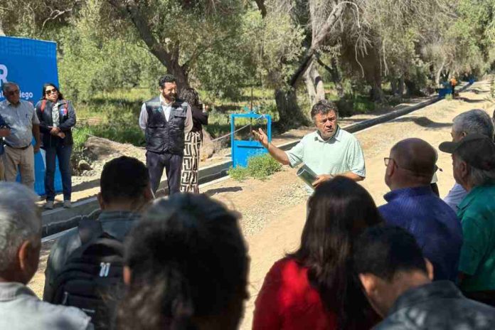 Ministro de Agricultura inaugura obras de riego que benefician a productores de olivos en región de Atacama