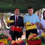 Ministro de Agricultura llama a replicar banco de alimentos y a consumir frutas y verduras en Día de la Mujer Feriante