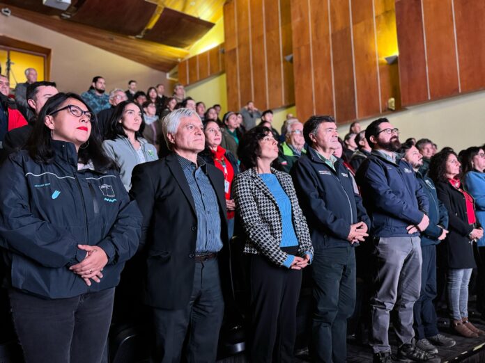 En Aysén: Ministerio de Agricultura entrega 100 derechos de aprovechamiento de aguas a representantes de pueblos originarios