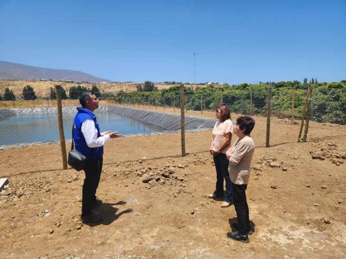 Organizaciones de Usuarios de Aguas del Norte Chico podrán presentar sus iniciativas a concurso de la CNR para obras de acumulación Organizaciones de Usuarios de Aguas del Norte Chico podrán presentar sus iniciativas a concurso de la CNR para obras de acumulación