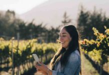 Redefiniendo la agricultura a través de la conectividad satelital inteligente Redefiniendo la agricultura a través de la conectividad satelital inteligente