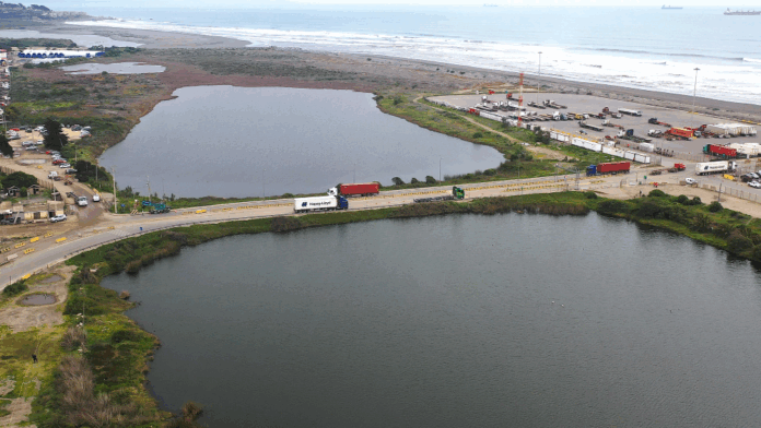 Vecinos de San Antonio buscan anular declaración del humedal urbano Ojos de Mar para incorporar un área mayor en una nueva resolución