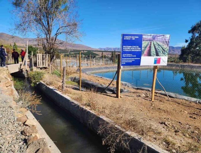 Pequeña agricultora de Illapel implementa obra de acumulación bonificada por la Ley de Riego para enfrentar la crisis hídrica Pequeña agricultora de Illapel implementa obra de acumulación bonificada por la Ley de Riego para enfrentar la crisis hídrica