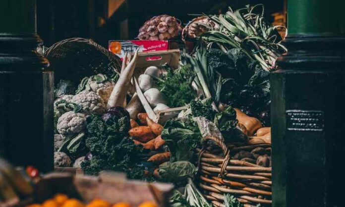 Desperdicio de alimentos la contradicción de botar comida cuando se agotan los recursos naturales (2) Desperdicio de alimentos: la contradicción de botar comida cuando se agotan los recursos naturales