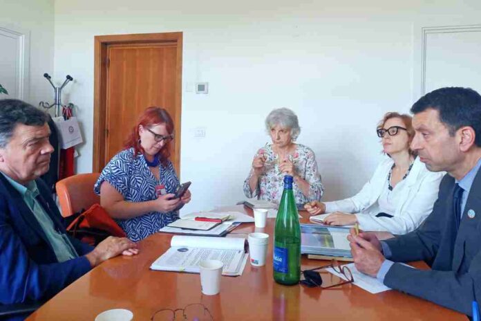 Ministro Valenzuela gestiona el respaldo internacional para patrimonios agrícolas chilenos en la FAO, Roma