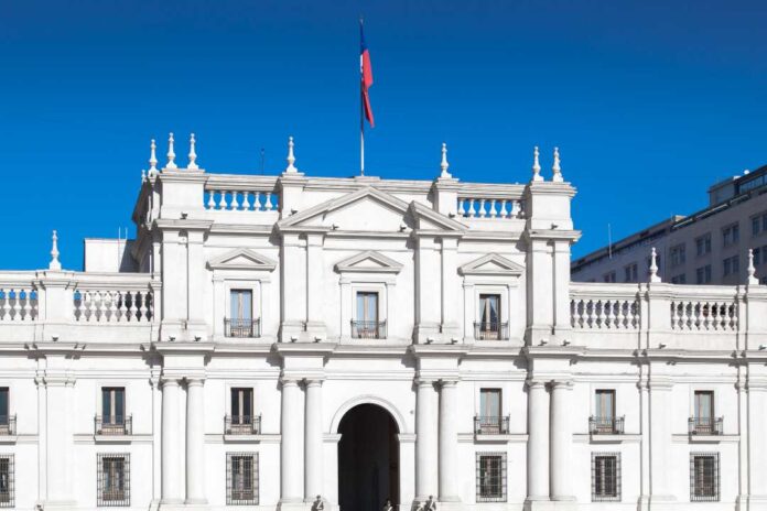 Reporte revela cumplimiento de un 32% de los compromisos del Gobierno en pesca artesanal, acuicultura y desarrollo costero