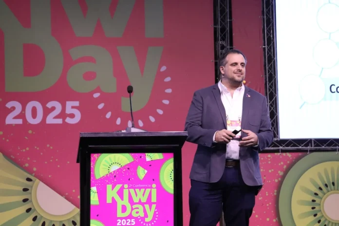La hora de la calidad: El desafío que une a productores y exportadores de kiwi de Chile