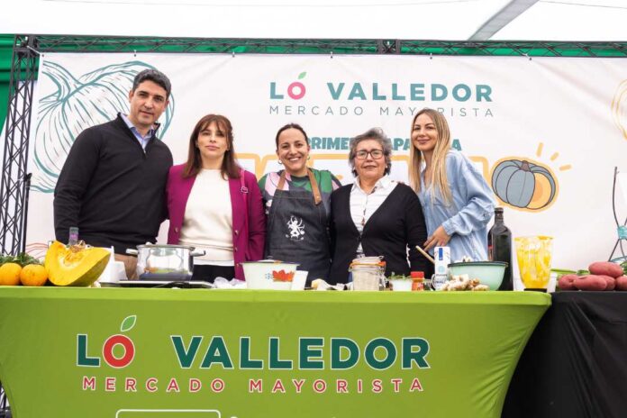 Inédito “Zapallo Fest” de Lo Valledor preparó 300 porciones de sopa e impulsó la cocina chilena