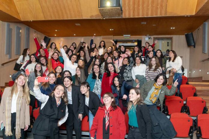 Multi X lanza programa de liderazgo femenino para impulsar el desarrollo profesional interno Multi X lanza programa de liderazgo femenino para impulsar el desarrollo profesional interno