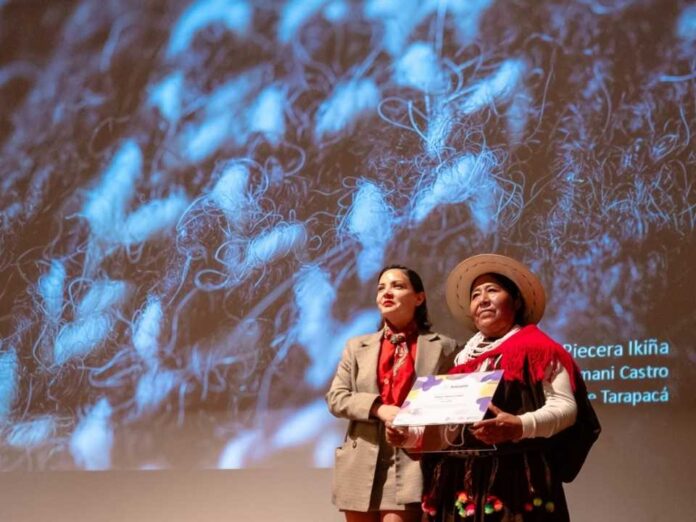 Adriana Mamani, Sello de Excelencia a la Artesanía 2025: “Yo no tengo educación, lo único que sé es tejer”