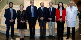 Expertos internacionales analizaron el futuro de los alimentos en seminario organizado por AB Chile Y Universidad de los Andes