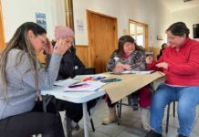 Potenciando el emprendimiento en Puyuhuapi a través de la Escuela de Mujeres Empresarias Potenciando el emprendimiento en Puyuhuapi a través de la Escuela de Mujeres Empresarias