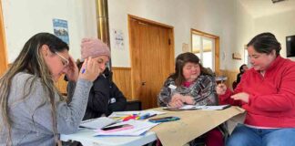 Potenciando el emprendimiento en Puyuhuapi a través de la Escuela de Mujeres Empresarias