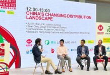 Presidente de Frutas de Chile analiza el desafío logístico de la fruta fresca en China