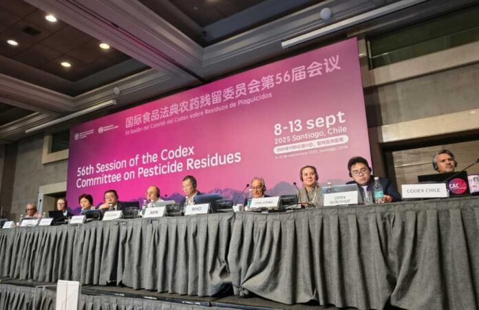 Chile consolida liderazgo en inocuidad alimentaria tras reunión internacional del Codex Alimentarius sobre Residuos de Plaguicidas (1) Chile consolida liderazgo en inocuidad alimentaria tras reunión internacional del Codex Alimentarius sobre Residuos de Plaguicidas