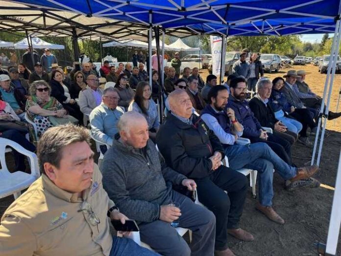 Gran convocatoria de regantes marca inicio de la temporada de riego en la región de Ñuble Gran convocatoria de regantes marca inicio de la temporada de riego en la región de Ñuble
