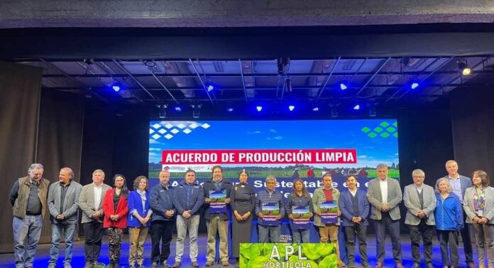 La Araucanía impulsa una horticultura sostenible con Acuerdo de Producción Limpia La Araucanía impulsa una horticultura sostenible con Acuerdo de Producción Limpia