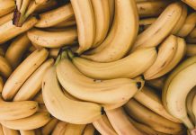 Colombia firma acuerdo comercial con China para el banano, cacao y café. Colombia firma acuerdo comercial con China para el banano, cacao y café.
