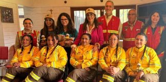 CONAF Región Metropolitana presentó su primera brigada forestal compuesta sólo por mujeres