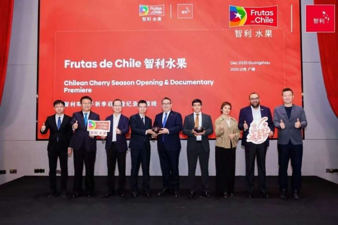 Comité de Cerezas de Frutas de Chile inaugura la temporada de exportaciones en China con el estreno del documental «Dulce milagro: El fruto de la amistad» Comité de Cerezas de Frutas de Chile inaugura la temporada de exportaciones en China con el estreno del documental «Dulce milagro: El fruto de la amistad»