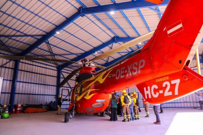 Ministerio de Agricultura recibe nuevo helicóptero semipesado que reforzará el combate a los incendios forestales en la Región de O’Higgins Ministerio de Agricultura recibe nuevo helicóptero semipesado que reforzará el combate a los incendios forestales en la Región de O’Higgins