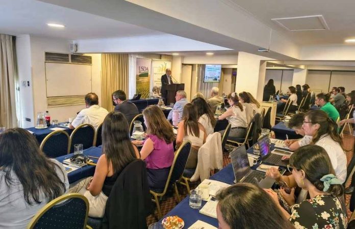 AFIPA reunió a representantes del mundo público y privado en el taller “Evaluación de Riesgos Ambientales para Productos Fitosanitarios Agrícolas”