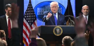 Trump arremete y anuncia nuevo arancel global del 10% tras la decisión de la Corte Suprema de EEUU Donald Trump, presidente USA