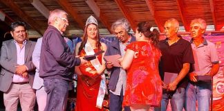 Productor de Malloa Julio Gamboa ganó Festival del Tomate Panquehue 2026 con fruto de 1,042 kg