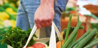 El conflicto en Oriente Medio pone en riesgo 350.000 toneladas de exportaciones hortofrutícolas europeas